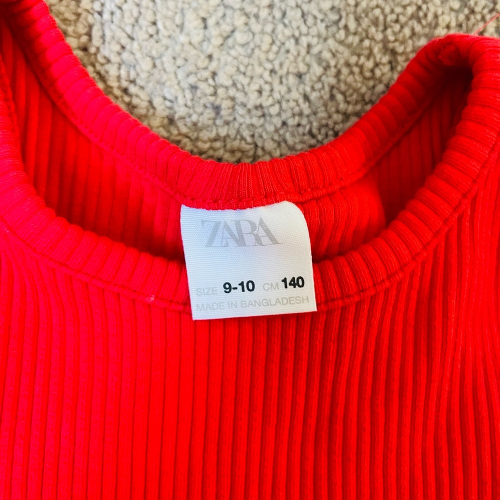 Zara Bright Red Ribbed Top - Picture 3 of 4